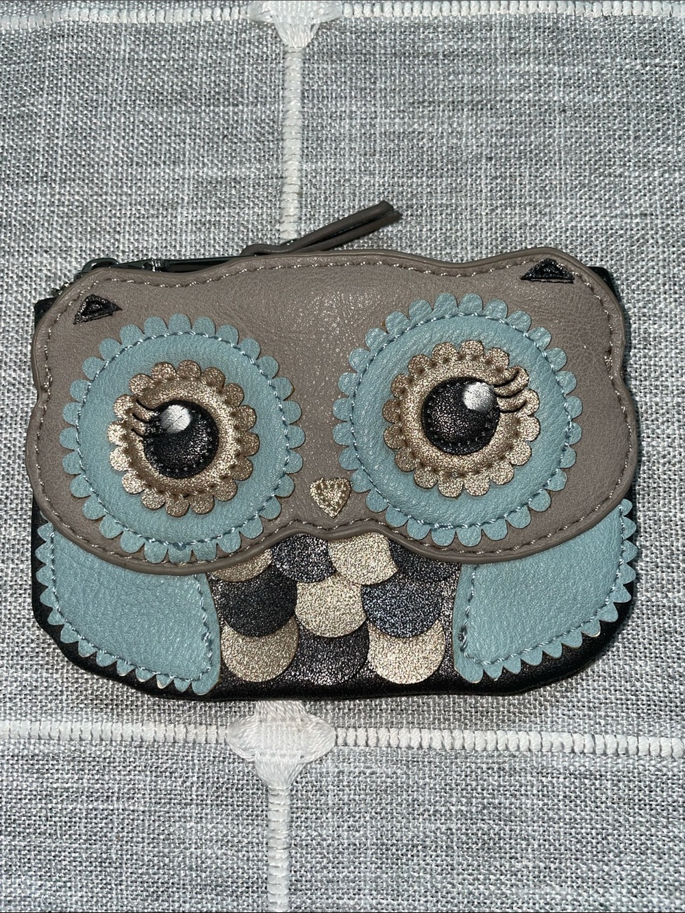 Playful Owl Zip Coin Wallet in Gray and Light Blue